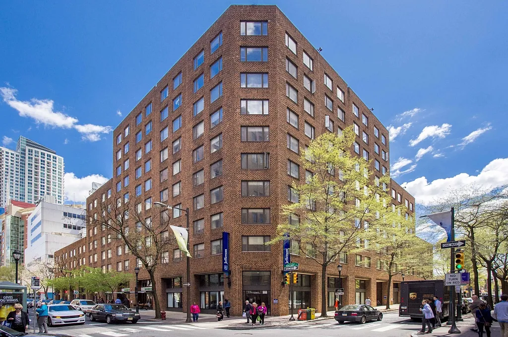 Barringer Residences — Photo 1