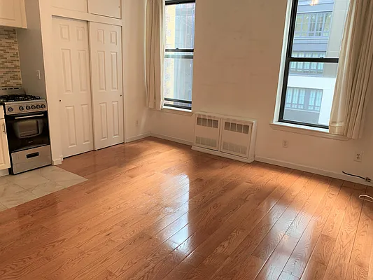 Rented by Joe Gotham LTD | media 1