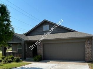 825 Barbaroot Dr, Norman, OK 73069