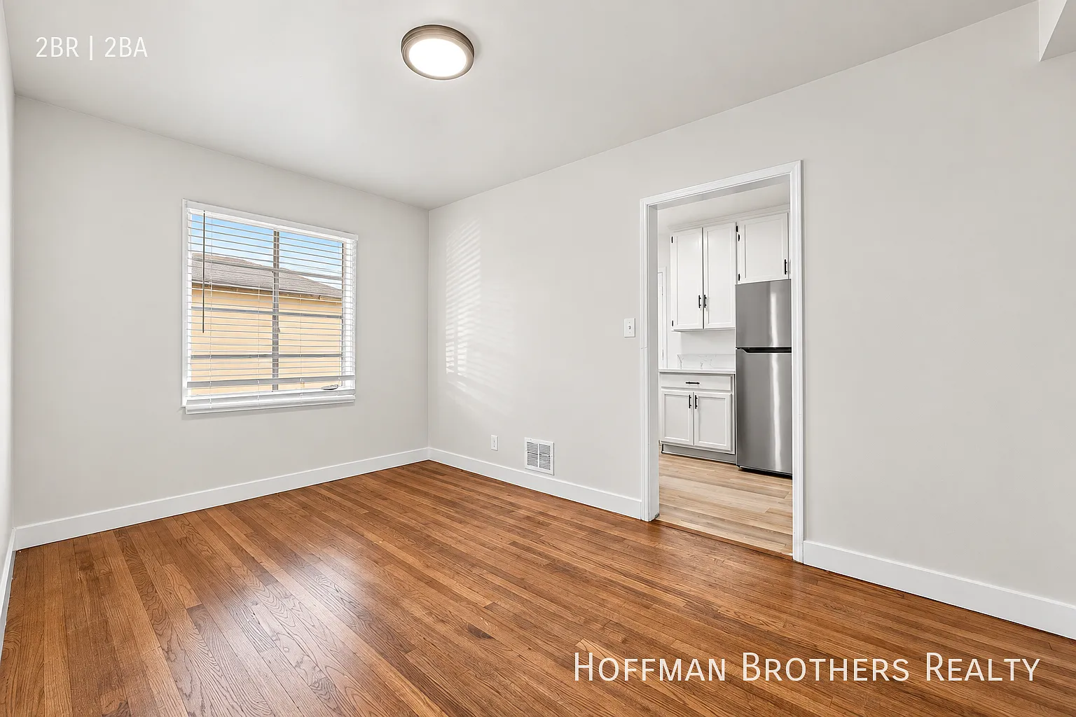 4320 Santa Rosalia Dr Los Angeles, CA 90008 — Photo 1