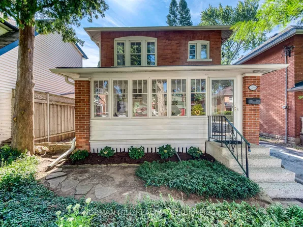 2180 Caroline St, Burlington, ON L7R 1M3