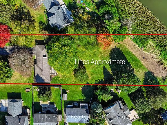3rd image of 701 Maple St