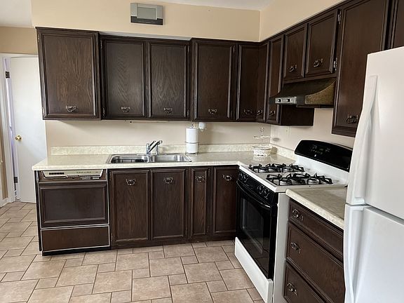 5th image of 1307 S Highland Ave