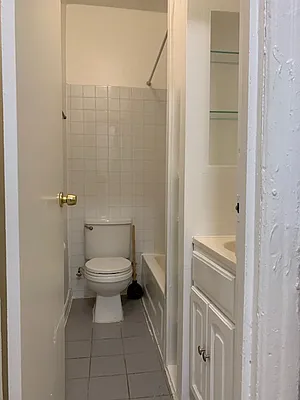 Rented by Landmark Real Estate | media 6