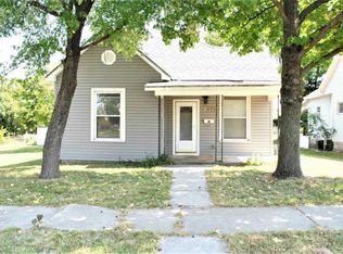 509 N Pennsylvania St, Webb City, MO 64870