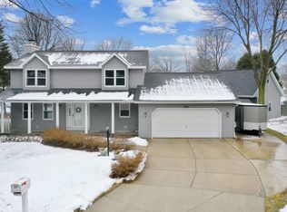 3023 Angeline Ct, Green Bay, WI 54313