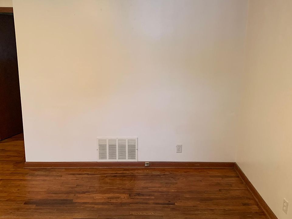 1st image of 404 E Madison St #1-12