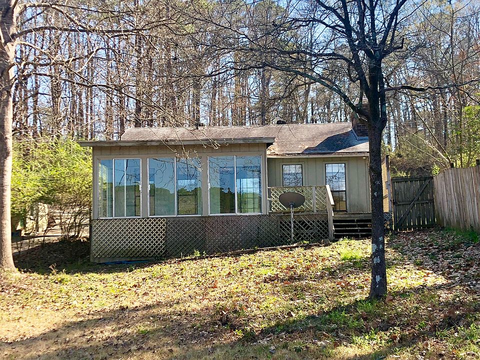 1st image of 742 Arkridge Cir