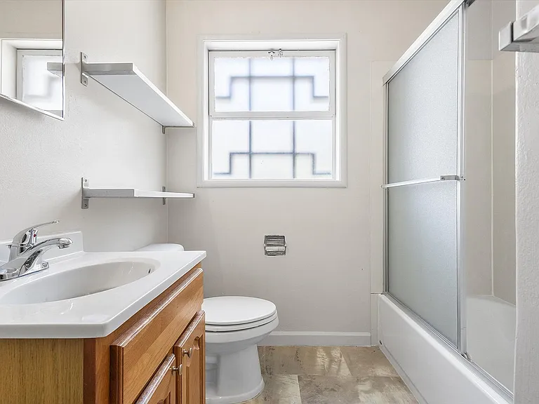 643 Beacon St #2 - 1 bedroom | 1 bath — Photo 12