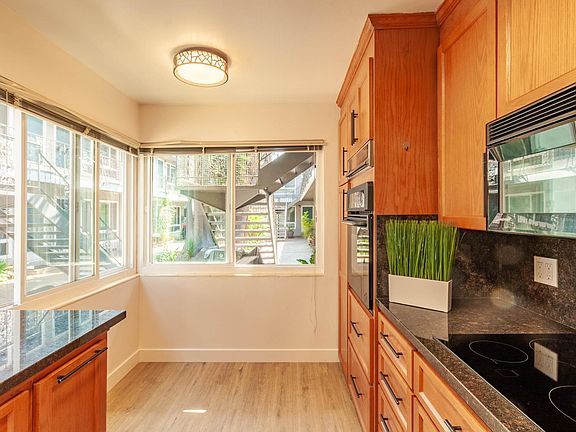 4th image of 3517 Alden Way #22