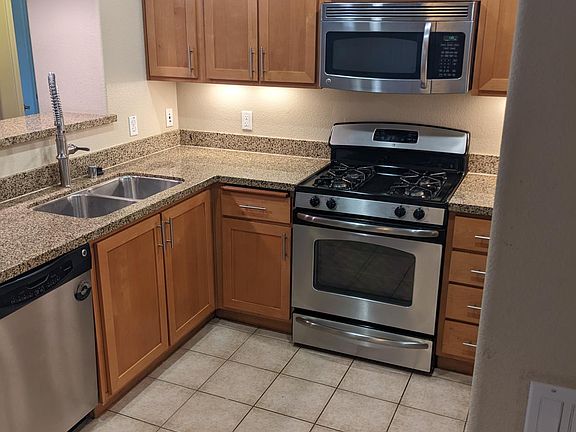 Granite counters and stainless appliances