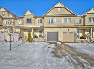 7759 White Pine Cres, Niagara Falls, ON L2H 3R4