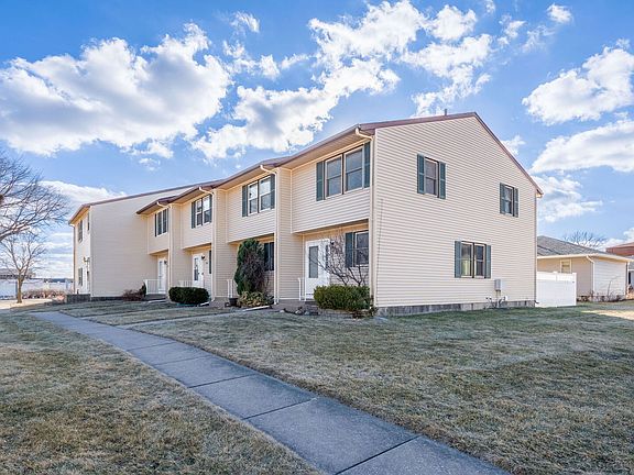 2nd image of 3818 Belle Ave #0
