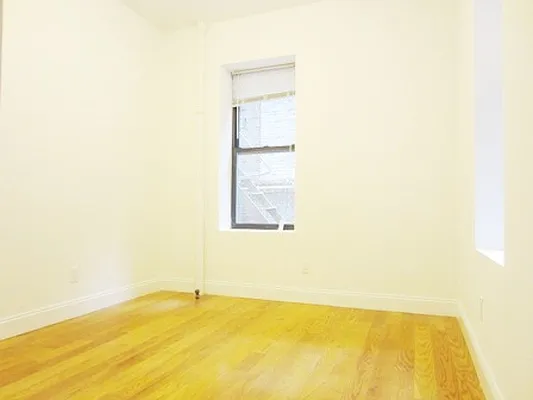 Rented by City Connections Realty | media 27