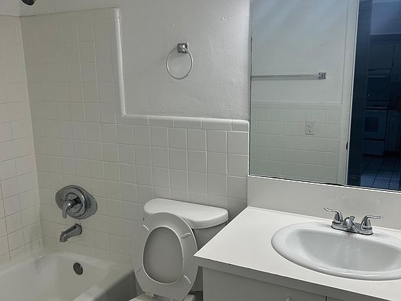 5th image of 5500 SW 77th Ct #3O