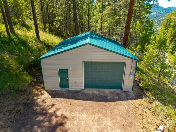 Forest Cir, Boise, ID 83716