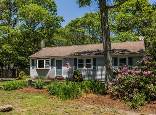 8 Weston Cir, Hyannis, MA 02601