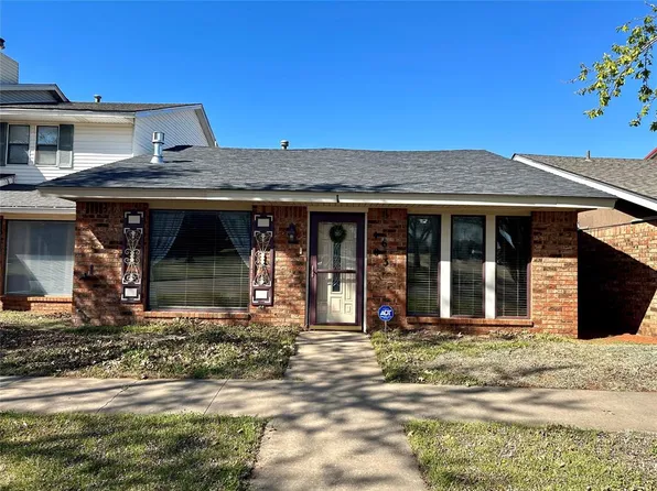 1603 W Country Club Blvd Unit 1, Elk City, OK 73644