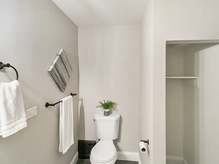 152 Burr Oak Rd — Photo 15