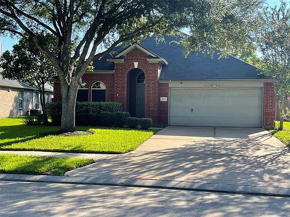 3rd image of 5002 Beechknoll Ln