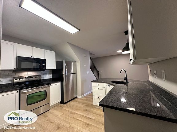 5th image of 1775 Donegal Dr APT 5