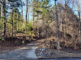 5835 Elm Tree Dr, Buford, GA 30518