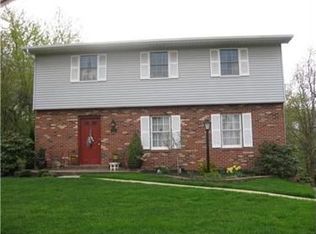 317 Hummingbird Cir, Cranberry Twp, PA 16066