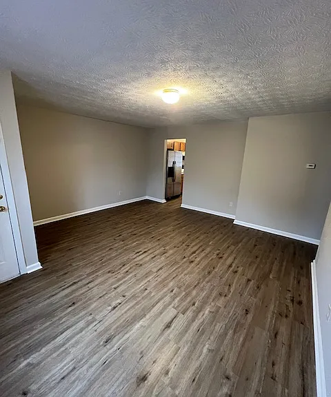 54 Oak Park Dr #54 — Photo 3