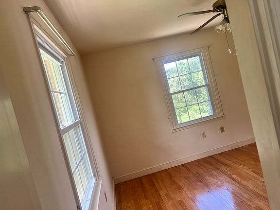 3rd image of 8713 Deanna Dr #A