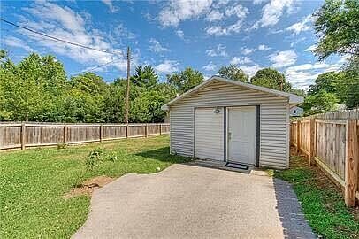 1st image of 4943 Indianola Ave #A