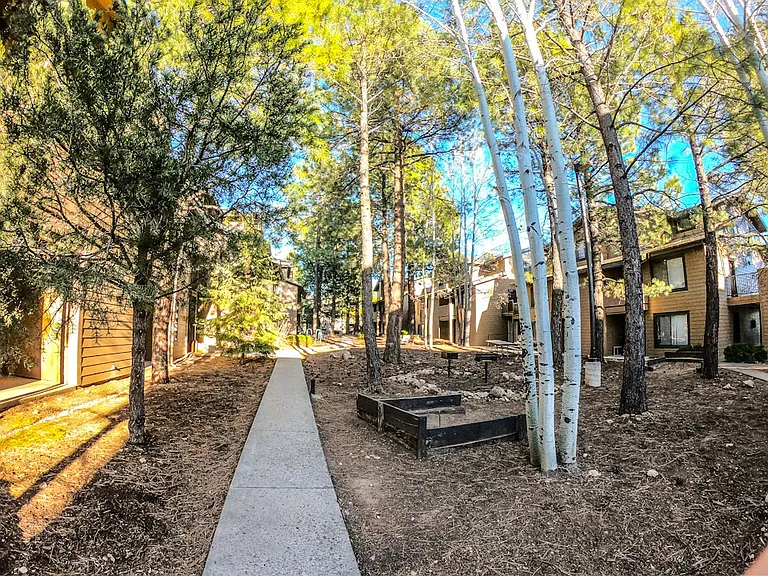 University West — Photo 22