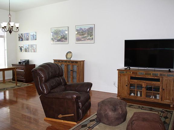 5th image of 2101 E Cielo Grande Ave