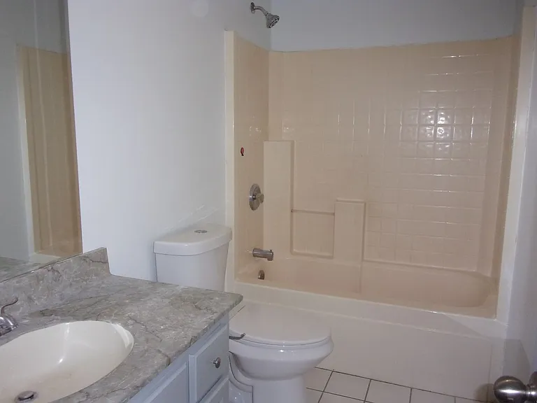 403 N Wilson St #102 — Photo 11