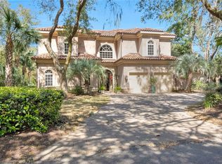 3 Heyward Pl, Hilton Head Island, SC 29928