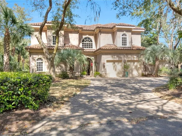 3 Heyward Pl, Hilton Head Island, SC 29928