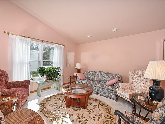 5th image of 3937 Kelly Ln