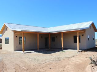 160B Cuchilla Rd, Ranchos De Taos, NM 87557