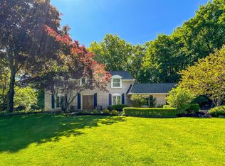 2960 Thedford Rd, Bloomfield Hills, MI 48304