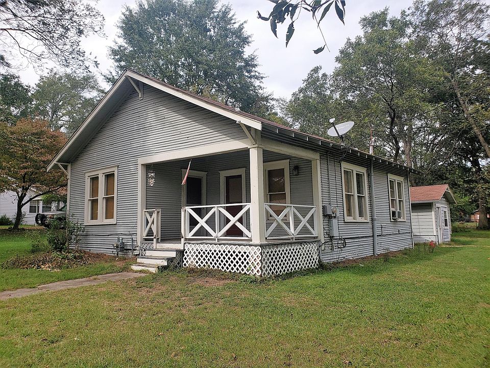 1st image of 107 E College St