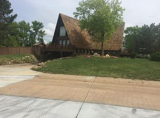 137 Aspen Rd, Salina, KS 67401