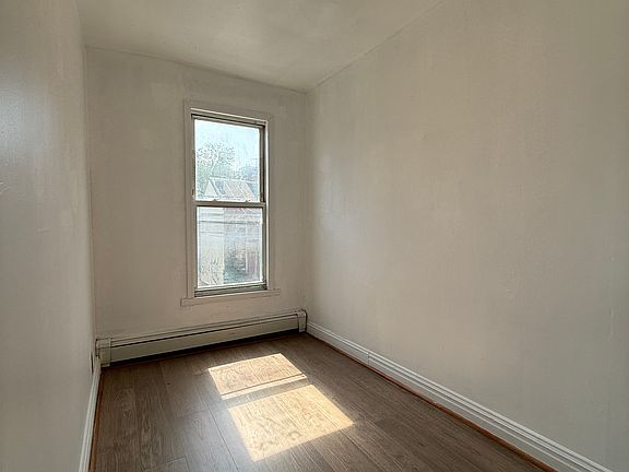 5th image of 43 Troutman St #2