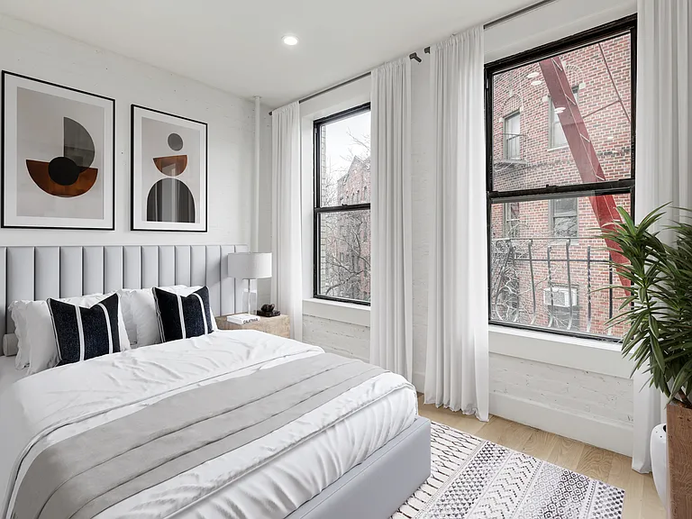 105 Macdougal St #4 — Photo 3