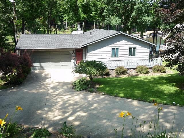 1st image of 513 Lakeview Heights Dr