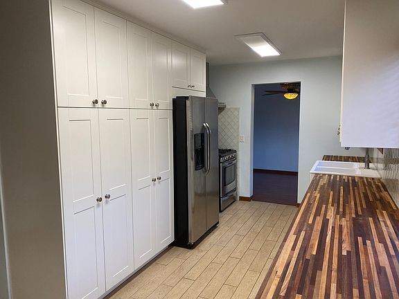 5th image of 1147 Greensfield Dr