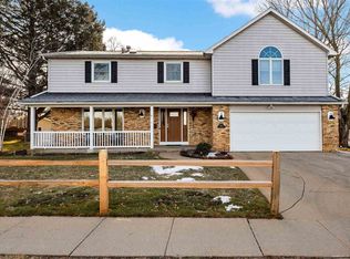 1605 W Benton St, Iowa City, IA 52246