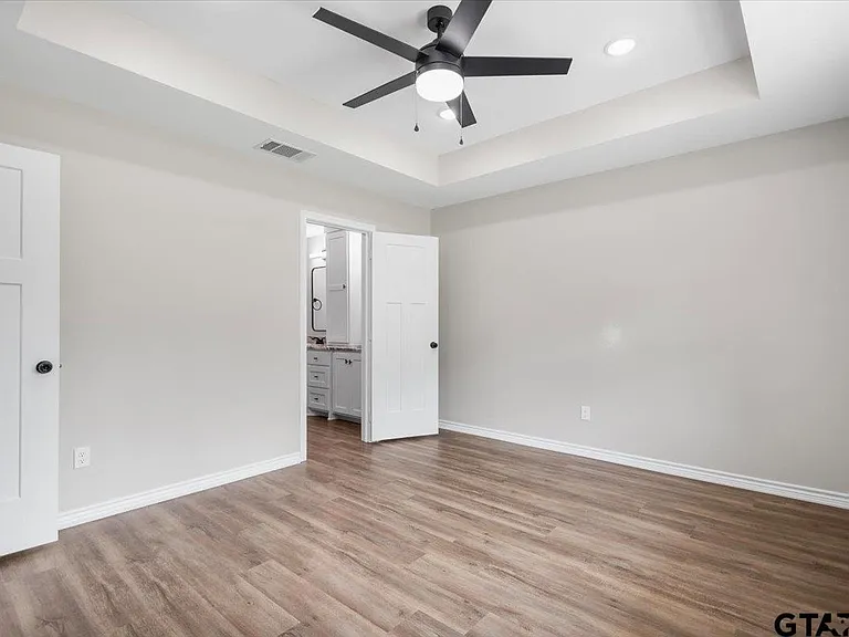 505 S Joy St — Photo 32