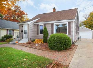 904 Cleveland Ave, Kaukauna, WI 54130