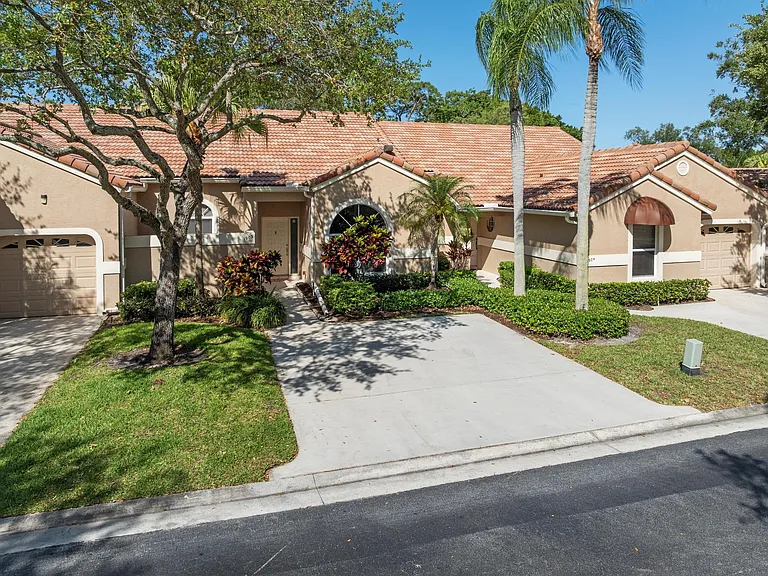 1903 Rosewood Way — Photo 30
