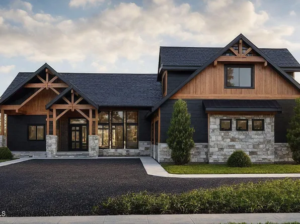 215 White Cloud Dr, Sandpoint, ID 83864