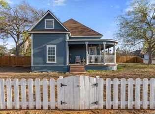 421 E Rio Grande St, Pearsall, TX 78061